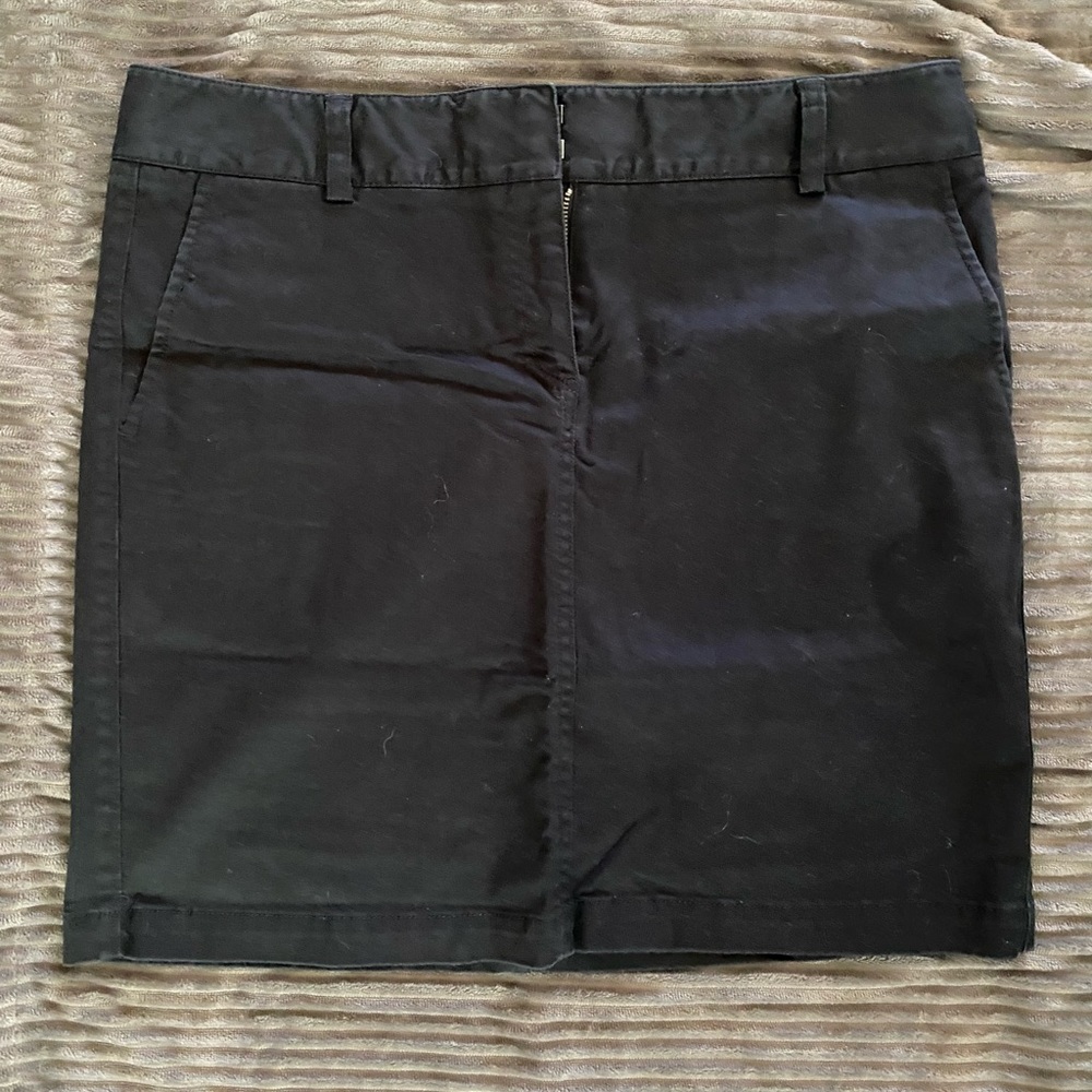 Lord and Taylor black skirt Size 10